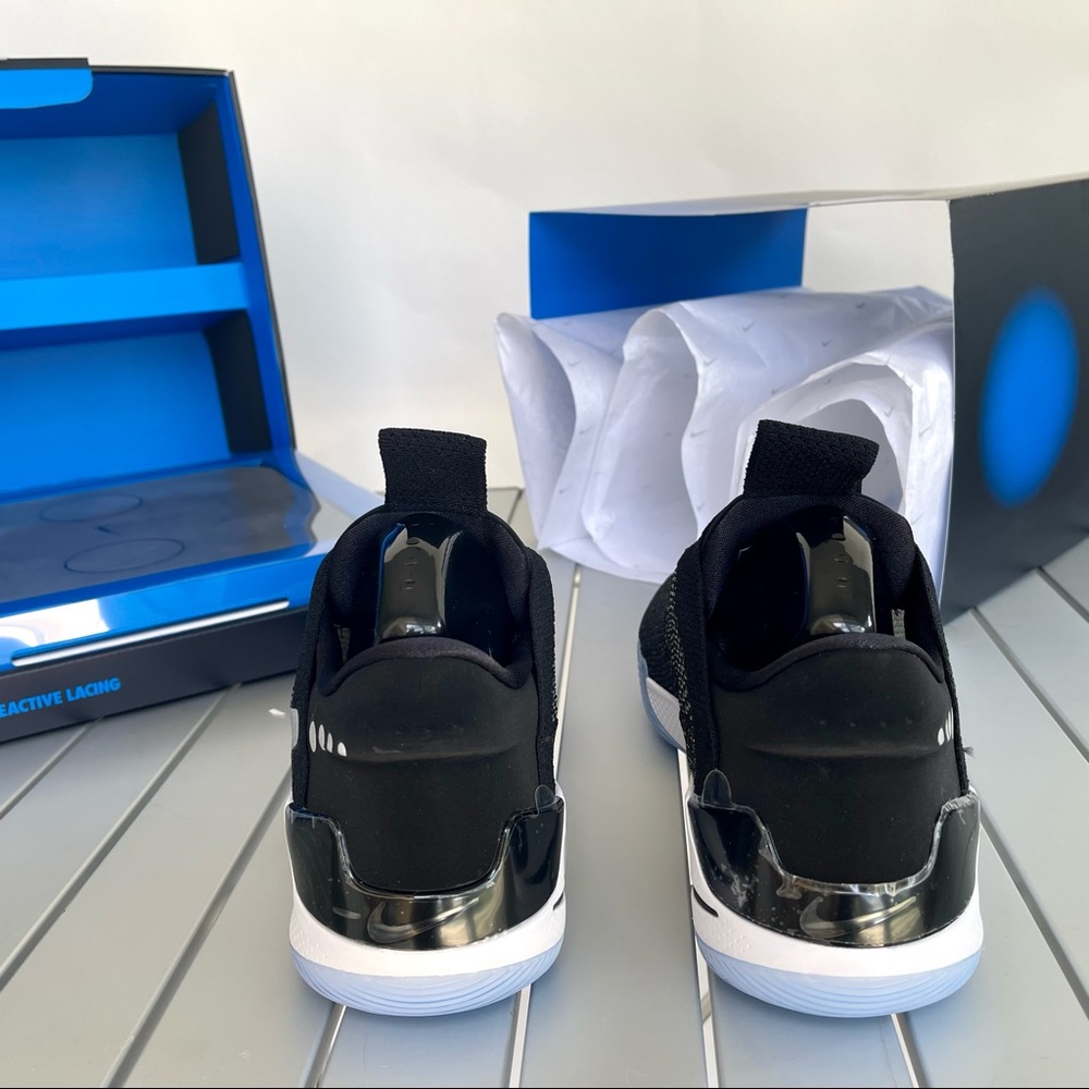 Black Nike Adapts BB - Picture 5 of 10